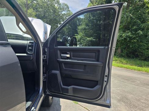 Used 2019 RAM 3500 Tradesman AWD/4WD image 15