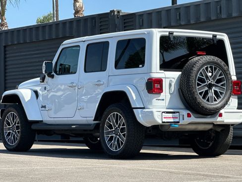 Used 2024 Jeep Wrangler High Altitude AWD/4WD image 3
