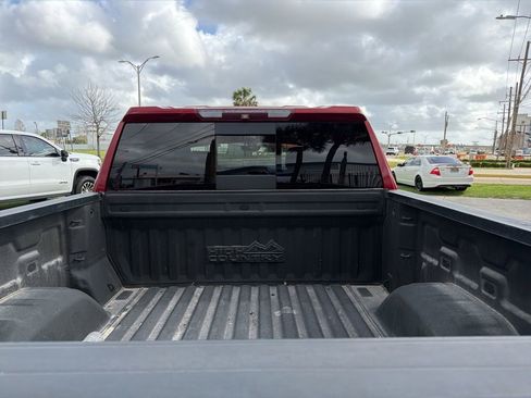 Used 2019 Chevrolet Silverado 1500 High Country w/ Technology Package image 6