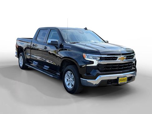 Used 2024 Chevrolet Silverado 1500 LT w/ Protection Package AWD/4WD image 7
