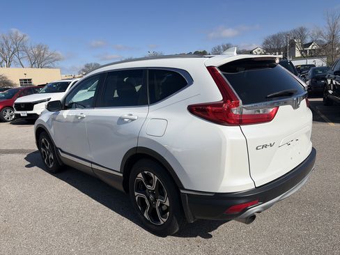 Used 2019 Honda CR-V Touring image 7
