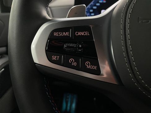 Certified 2025 BMW X7 M60i w/ Climate Comfort Package image 17