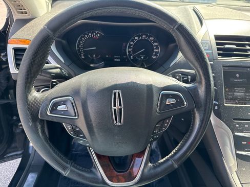Used 2013 Lincoln MKZ FWD image 15