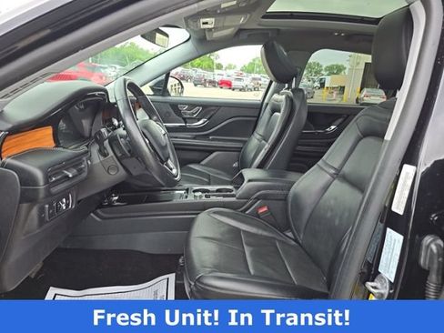 Used 2022 Lincoln Corsair Reserve w/ Equipment Group 201A AWD/4WD image 4