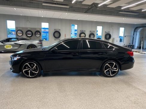 Used 2022 Honda Accord Sport image 9