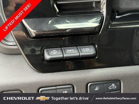 Used 2022 Chevrolet Silverado 1500 ZR2 w/ Technology Package AWD/4WD image 27