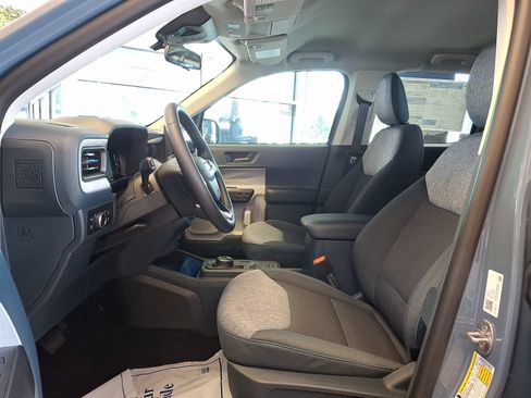 New 2026 Ford Maverick XLT w/ XLT Luxury Package FWD image 9