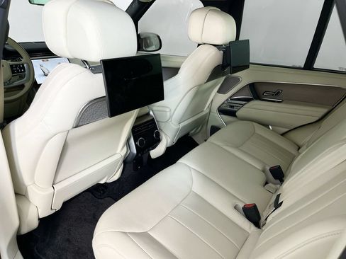 Used 2025 Land Rover Range Rover Autobiography AWD/4WD image 33
