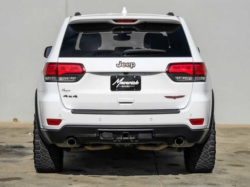Used 2018 Jeep Grand Cherokee Trailhawk w/ Trailhawk Luxury Group image 10