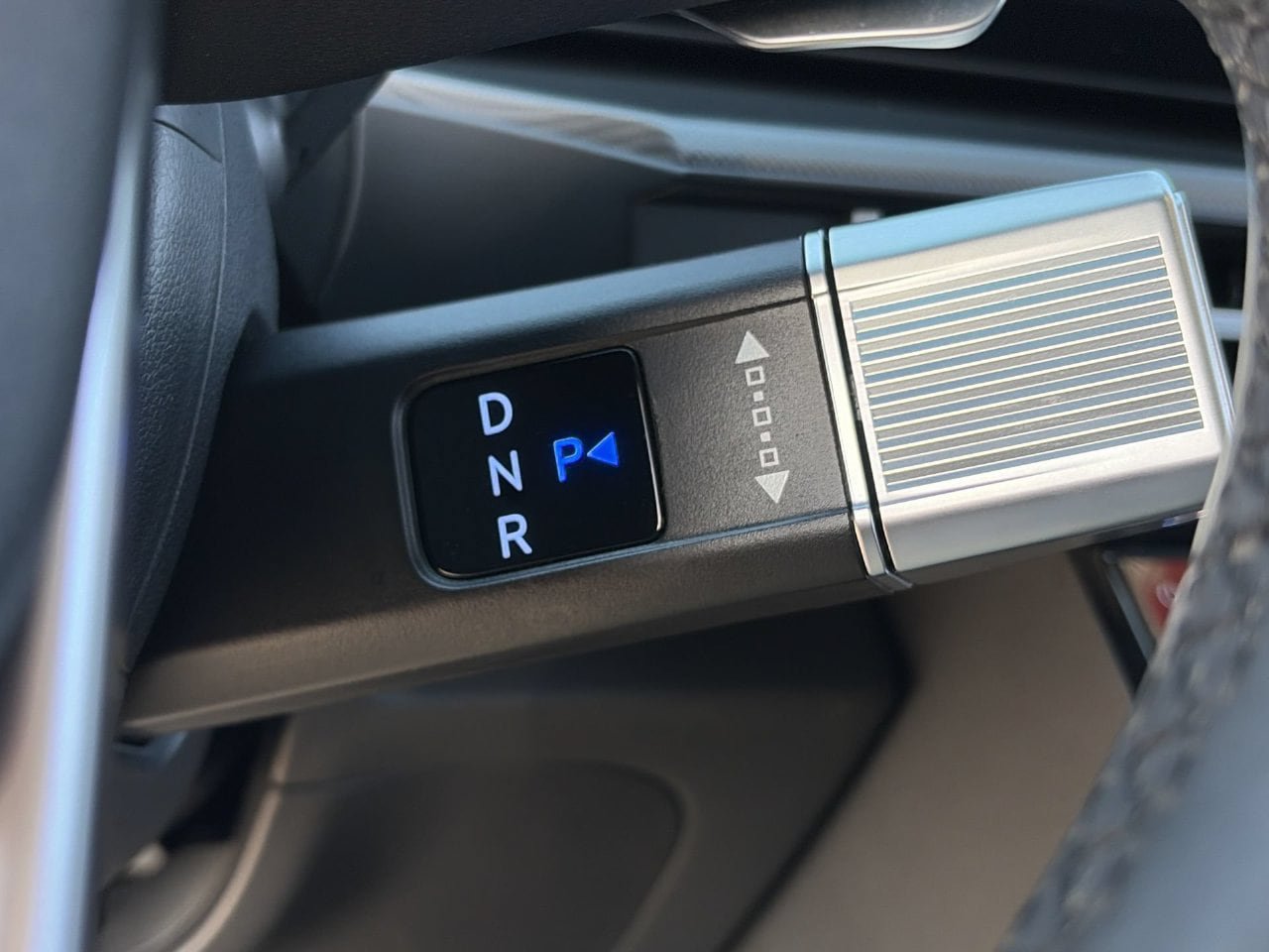 Certified 2025 Hyundai Santa Fe SEL FWD image 28
