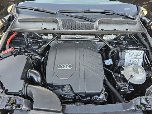 Used 2023 Audi Q5 2.0T Premium Plus w/ Premium Plus Package AWD/4WD image 8