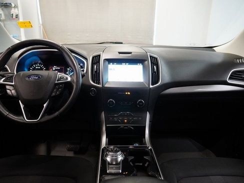 Used 2019 Ford Edge SEL image 9