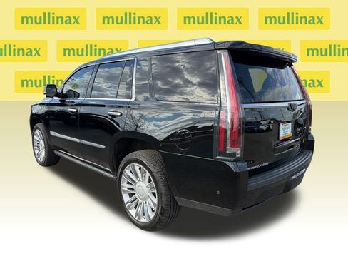 Used 2017 Cadillac Escalade Platinum image 8