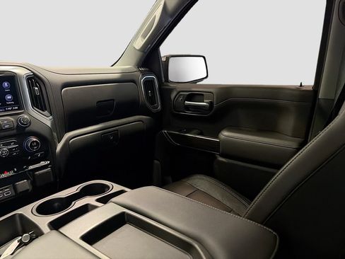 Used 2020 Chevrolet Silverado 1500 LTZ AWD/4WD image 22