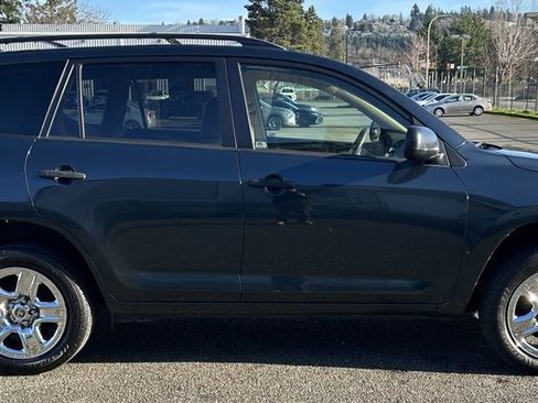 Used 2009 Toyota RAV4 Sport image 4