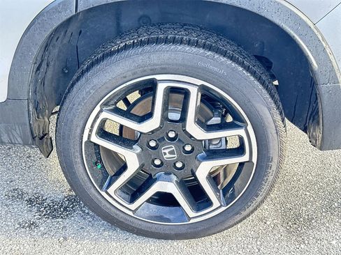 Used 2023 Honda Passport Elite image 12