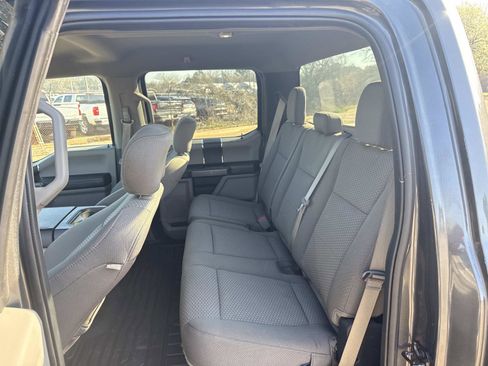 Used 2020 Ford F150 XLT image 12