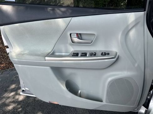 Used 2014 Toyota Prius V Three FWD image 25
