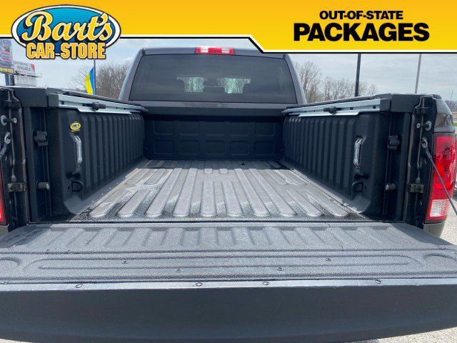 Used 2017 RAM 2500 Tradesman w/ Chrome Appearance Group AWD/4WD image 8