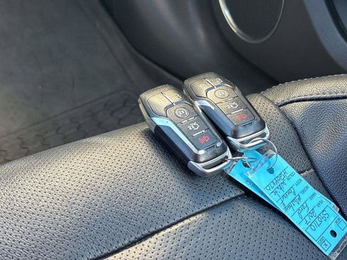 Used 2017 Ford Mustang Premium image 23