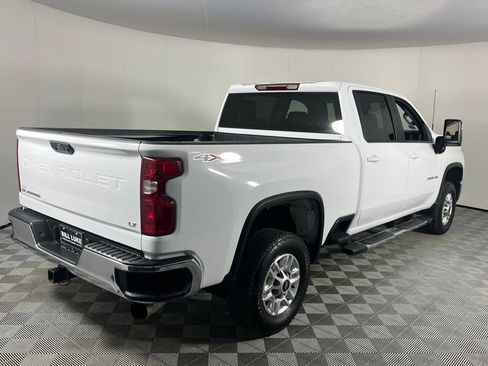 Used 2025 Chevrolet Silverado 2500 LT w/ Convenience Package image 5