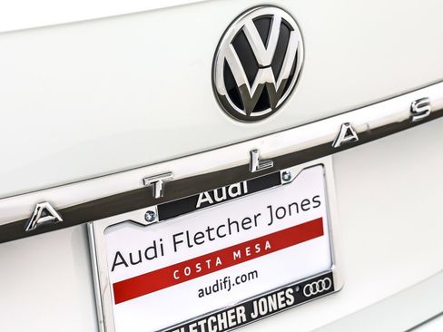 Used 2018 Volkswagen Atlas SE image 9