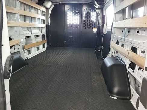 Used 2025 Ford Transit 250 Low Roof w/ Exterior Upgrade Package RWD image 7