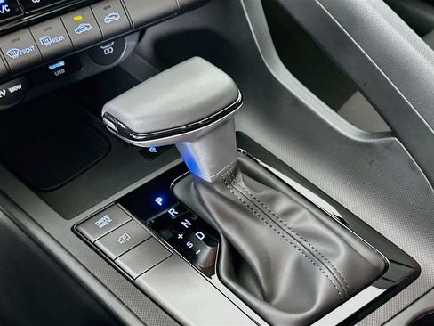 Certified 2026 Hyundai Elantra Sport FWD image 16