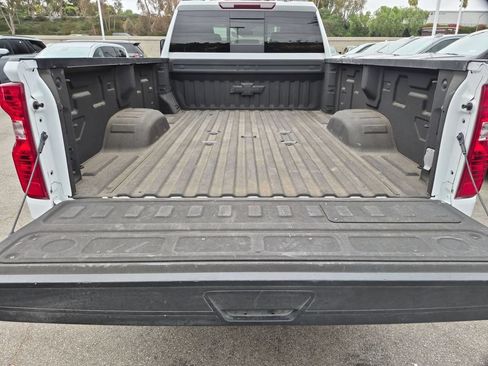 Used 2024 Chevrolet Silverado 2500 LT AWD/4WD image 19