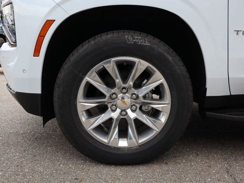 New 2026 Chevrolet Tahoe Premier w/ Sun And Tow Package AWD/4WD image 32