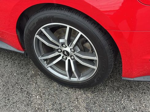 Used 2015 Ford Mustang Premium RWD image 9