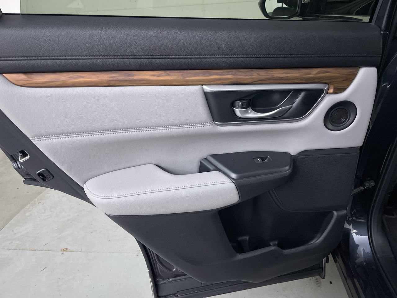 Used 2019 Honda CR-V EX-L image 21
