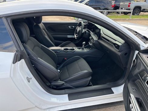 Used 2024 Ford Mustang Coupe RWD image 11