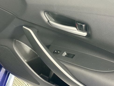 Used 2020 Toyota Corolla SE FWD image 28