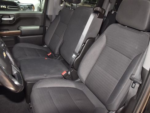 Used 2021 Chevrolet Silverado 1500 LT w/ LPO, Dark Essentials Package RWD image 32