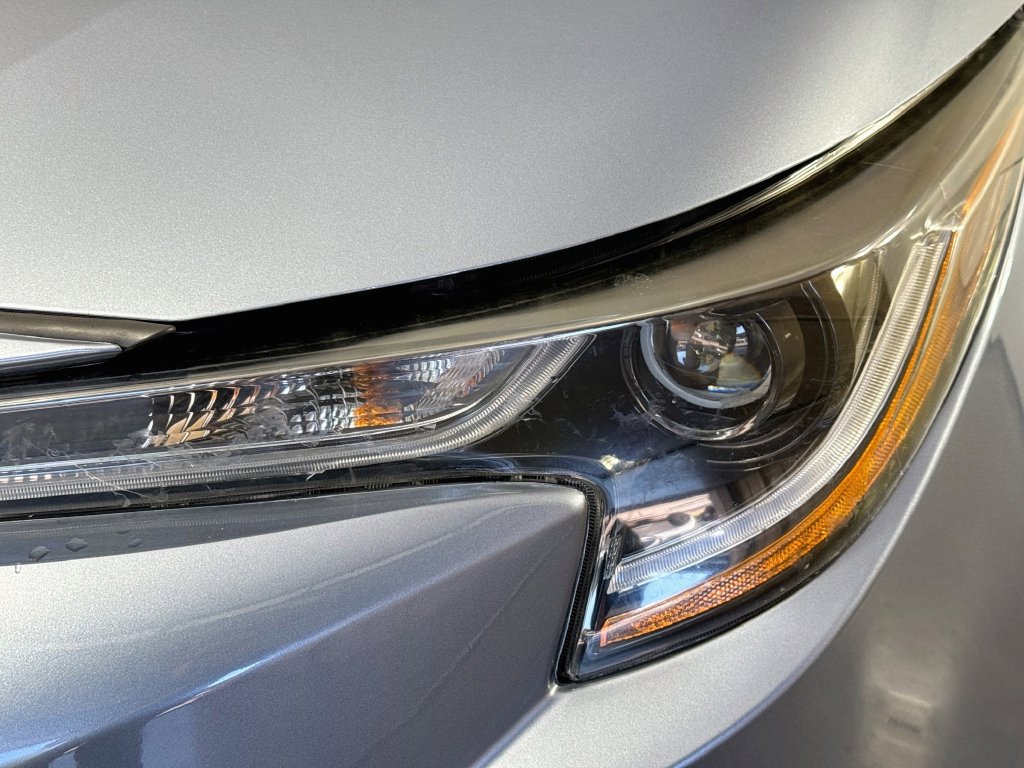 Used 2022 Toyota Corolla LE FWD image 35