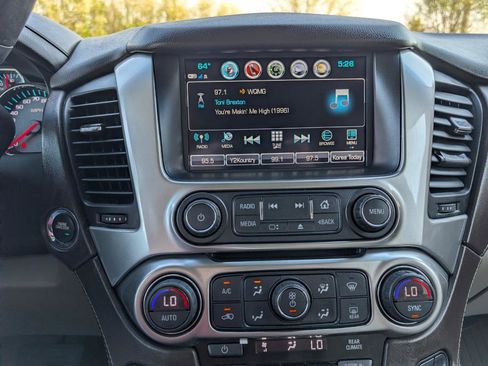 Used 2018 Chevrolet Tahoe LT image 16