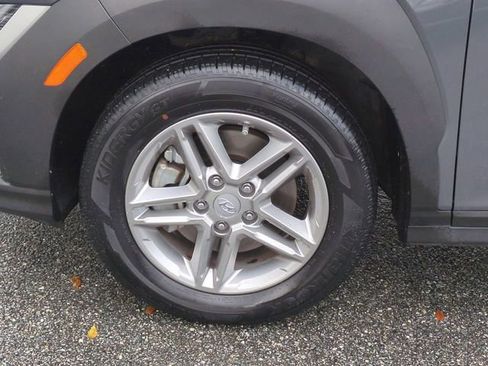 Certified 2023 Hyundai Kona SE w/ Cargo Package image 11