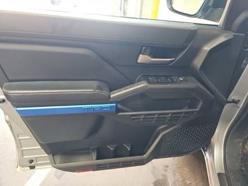 Used 2025 Toyota Tacoma TRD Off-Road image 14