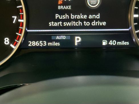 Used 2023 Nissan Pathfinder SV w/ Black Appearance Package image 19