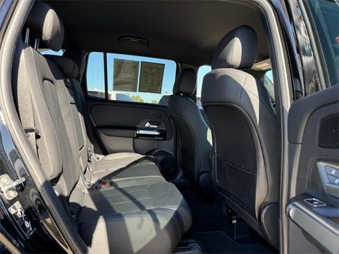 Certified 2025 Mercedes-Benz GLB 250 4MATIC image 12