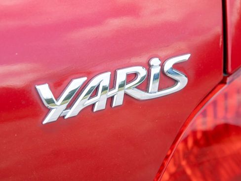 Used 2010 Toyota Yaris Sedan FWD image 33