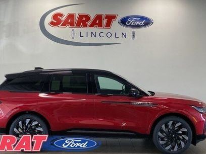 New 2024 Lincoln Nautilus Reserve w/ Jet Appearance Package (87T)