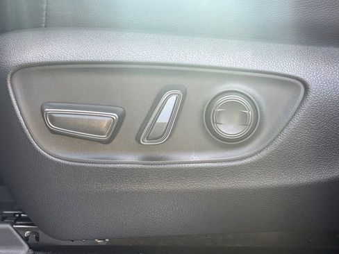 Used 2024 Toyota Land Cruiser image 26