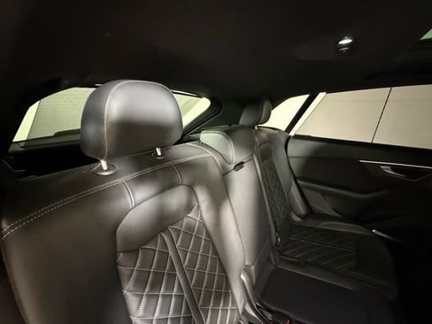 Used 2022 Audi SQ8 Prestige image 31