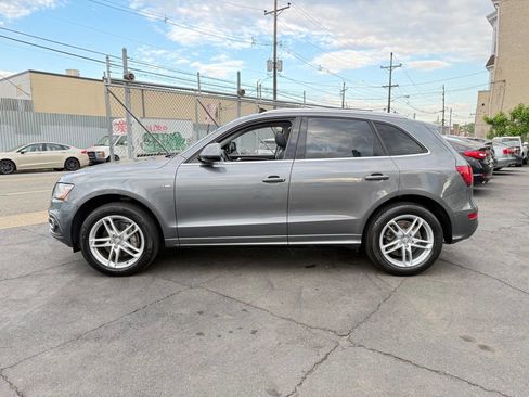 Used 2016 Audi Q5 3.0T Premium Plus w/ Technology Package AWD/4WD image 3