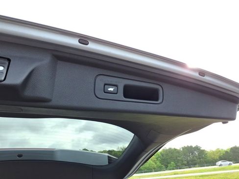 New 2026 Honda Odyssey Elite image 8