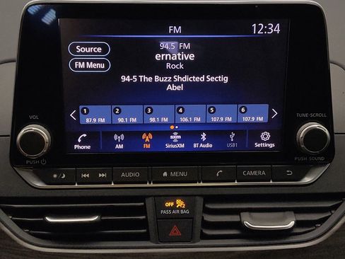 Used 2024 Nissan Altima 2.5 SV image 25