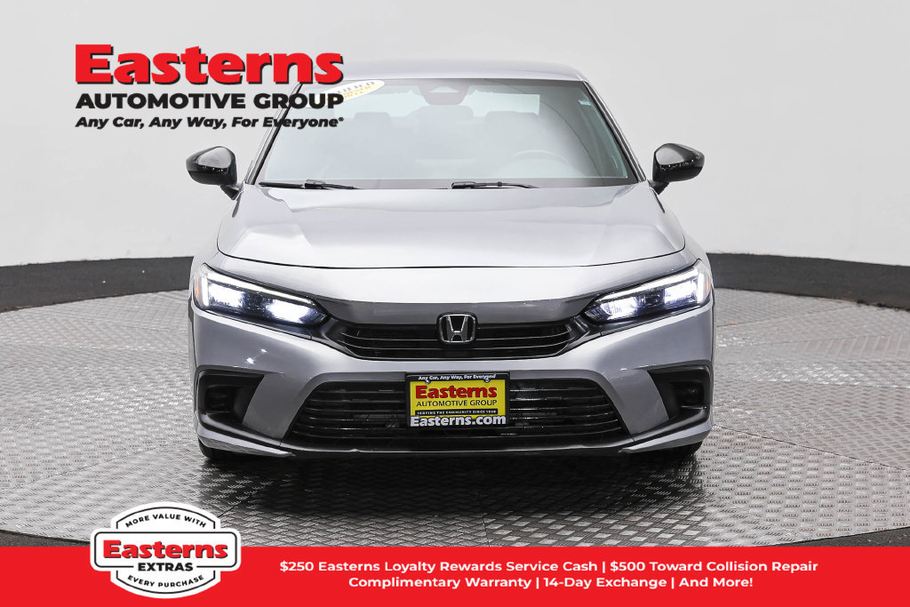 Used 2022 Honda Civic Sport image 3