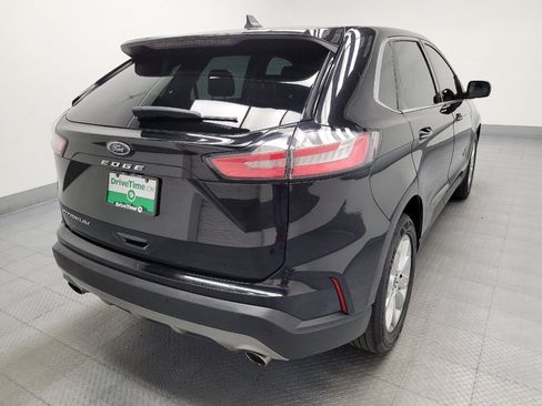 Used 2021 Ford Edge Titanium FWD image 7